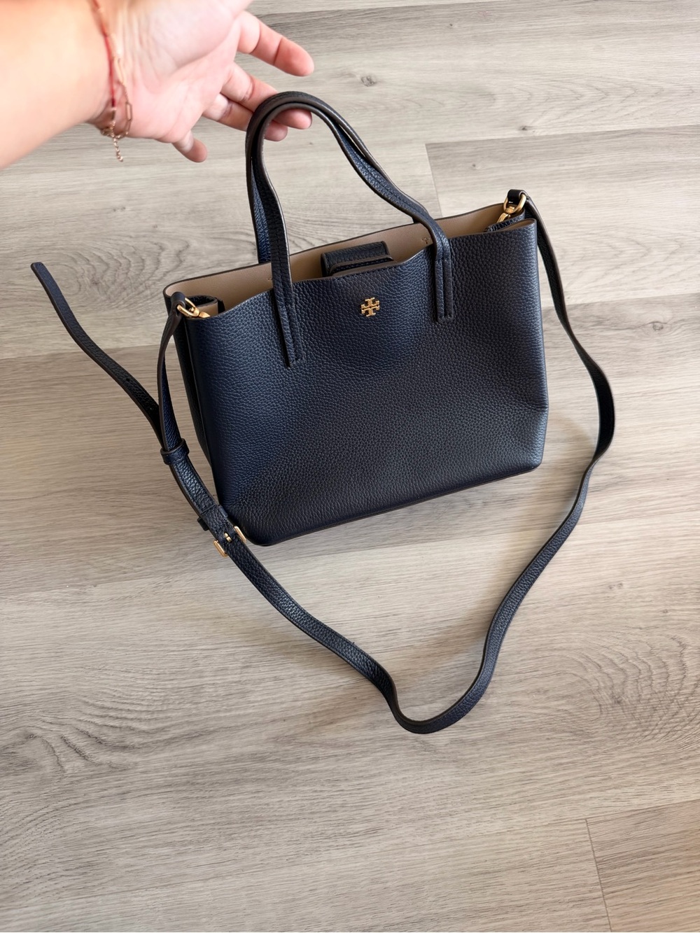 Tory Burch Small Perry Triple-Compartment Leather Tote – Navy